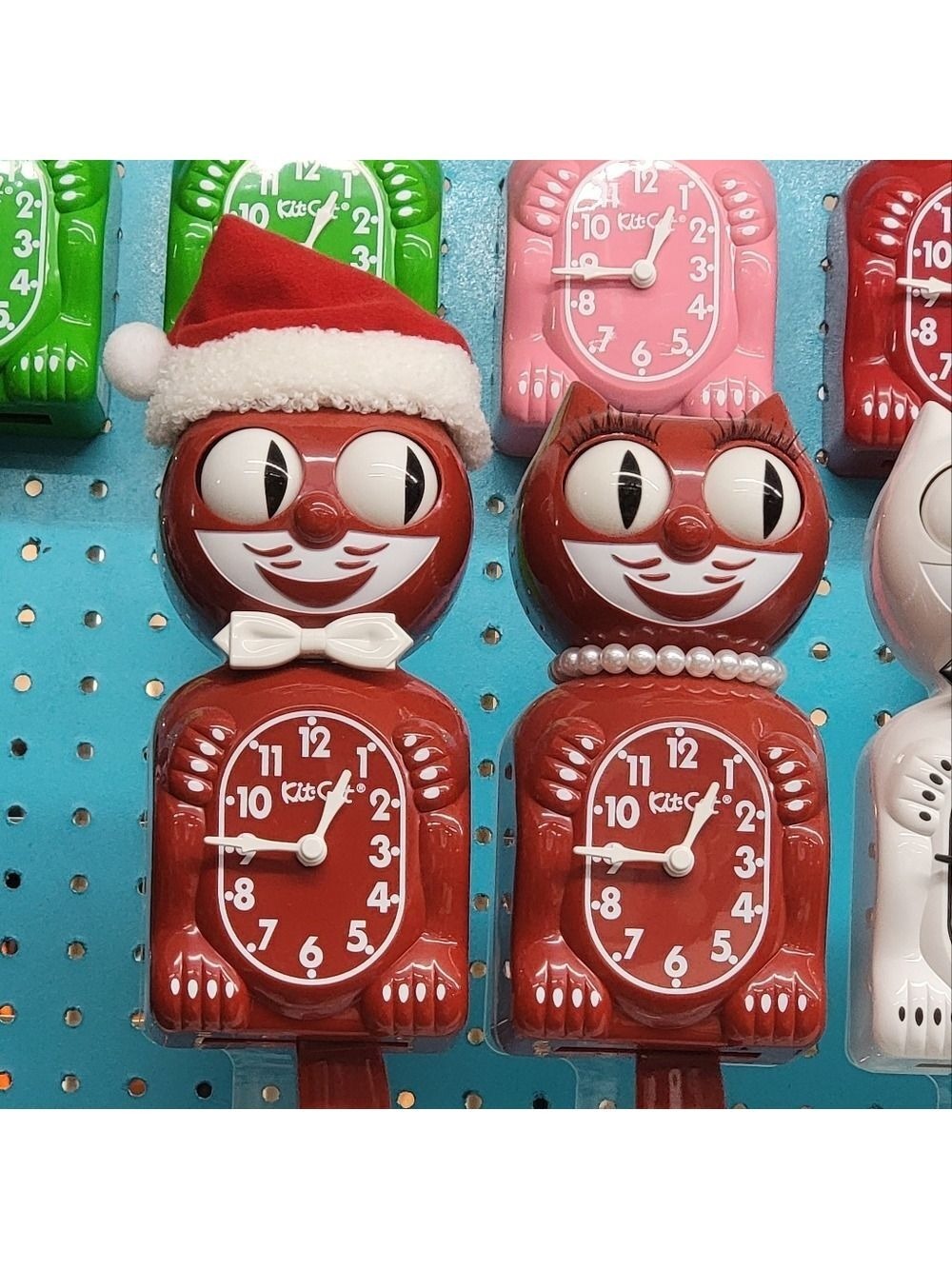 Santa hat for Kit-Cat Klock clock - Picture 5 of 6